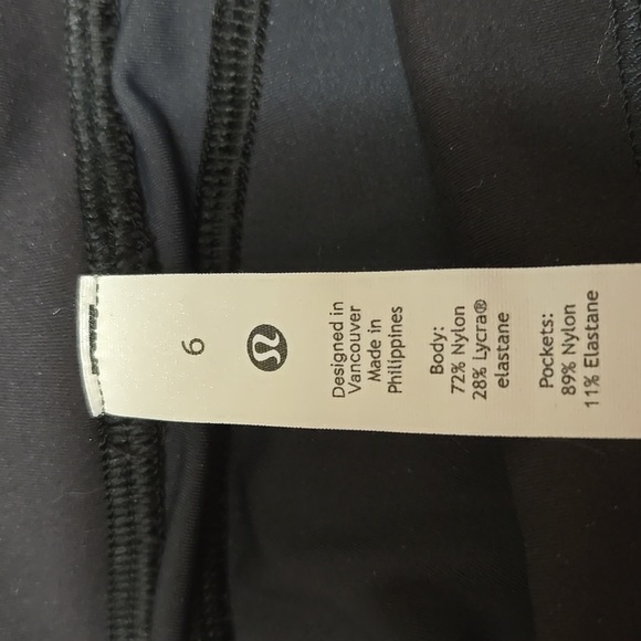 Lululemon camo leggings - Picture 5 of 16